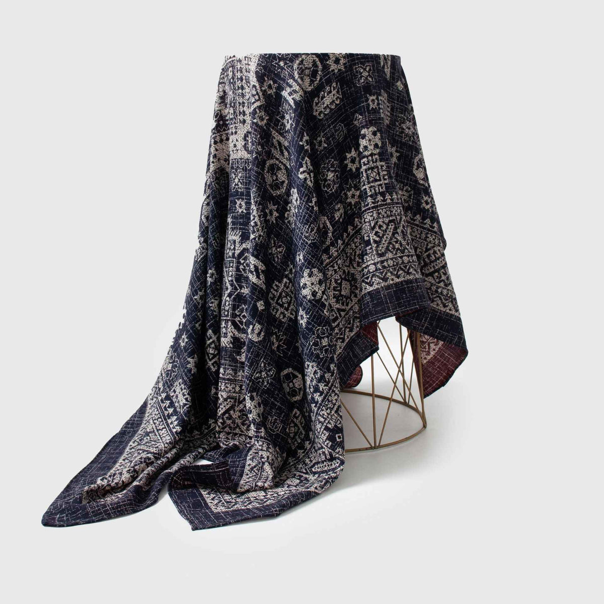 New Style Women's Silk Wool Scarf, Retro Printed Square Scarf, Sun Protection and Warm Neck Scarf, Dual-Use Decorative Scarf - Grab & Glow