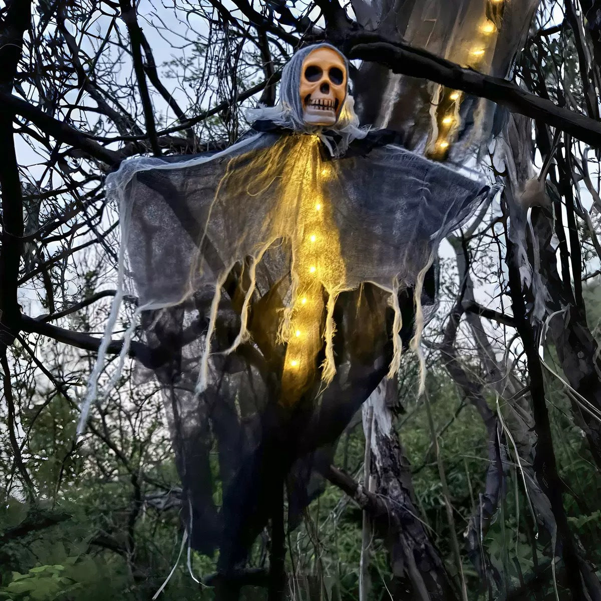 Hanging Halloween Skeleton Ghost Prop — Spooky Outdoor & Indoor Horror Decoration - Grab & Glow