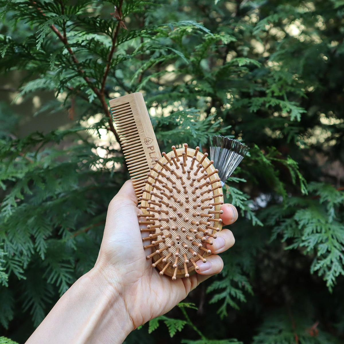 On-The-Go Bamboo Hair Brush Set - Grab & Glow