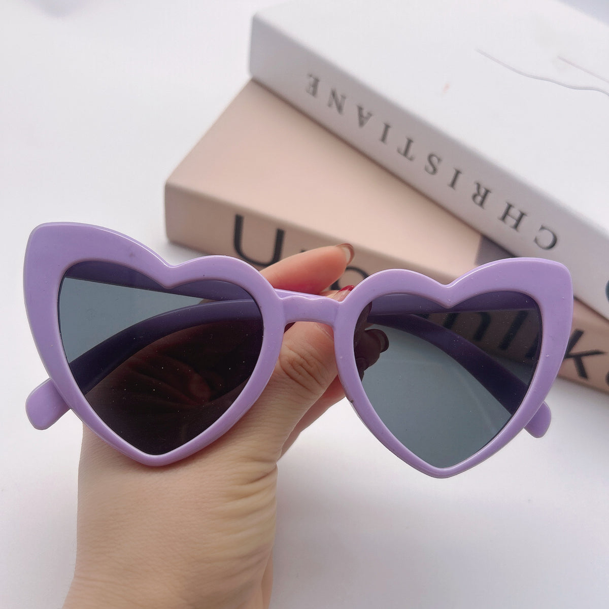 Personalized New European and American Sun Protection and Anti-Uv Sunglasses, Trendy and Fashionable Peach Heart Sunglasses, Internet Celebrity Cat-Eye Glasses - Grab & Glow
