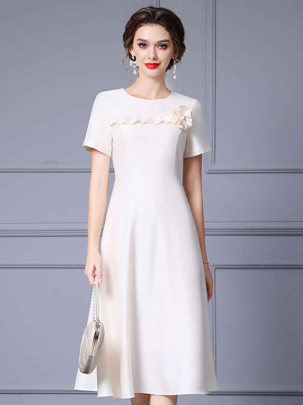 Zhili French-Style Elegant Ladylike Dress with Three-Dimensional Floral Decoration, High-Waisted Short-Sleeve A-Line Flared Skirt, Summer 2026 - Grab & Glow