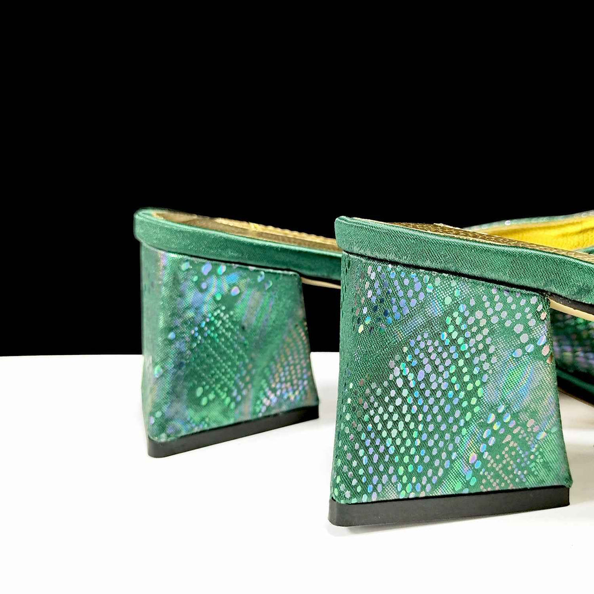 Cross-border Women Open Toe High Heel Slippers Snake-like Fabric Bright Eye Diamond Buckle Decoration Square Soft Bag Fashion Shoe Bag - Grab & Glow