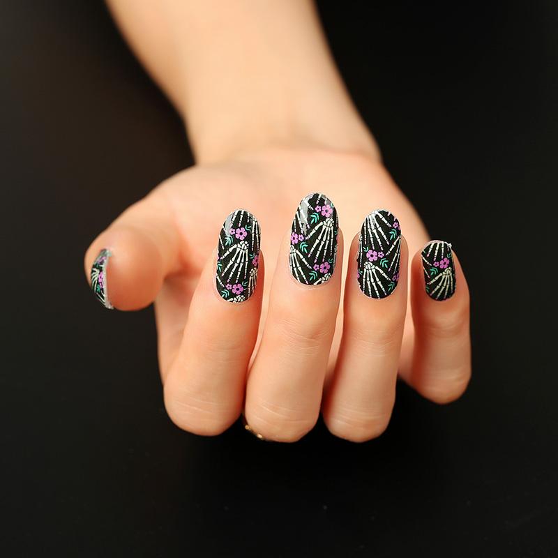 Halloween Skeleton - Grab & Glow