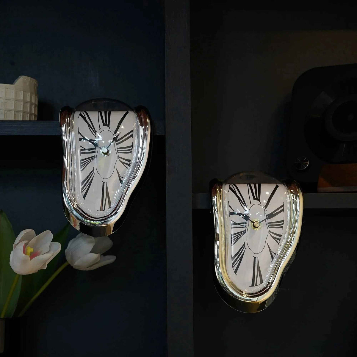 DALI Melting Clock - Grab & Glow