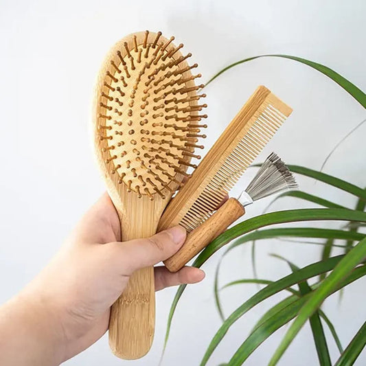 Flat Bamboo Comb - Grab & Glow
