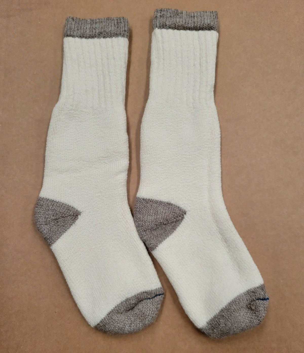 OutdoorAdventure Alpaca Sock - Grab & Glow