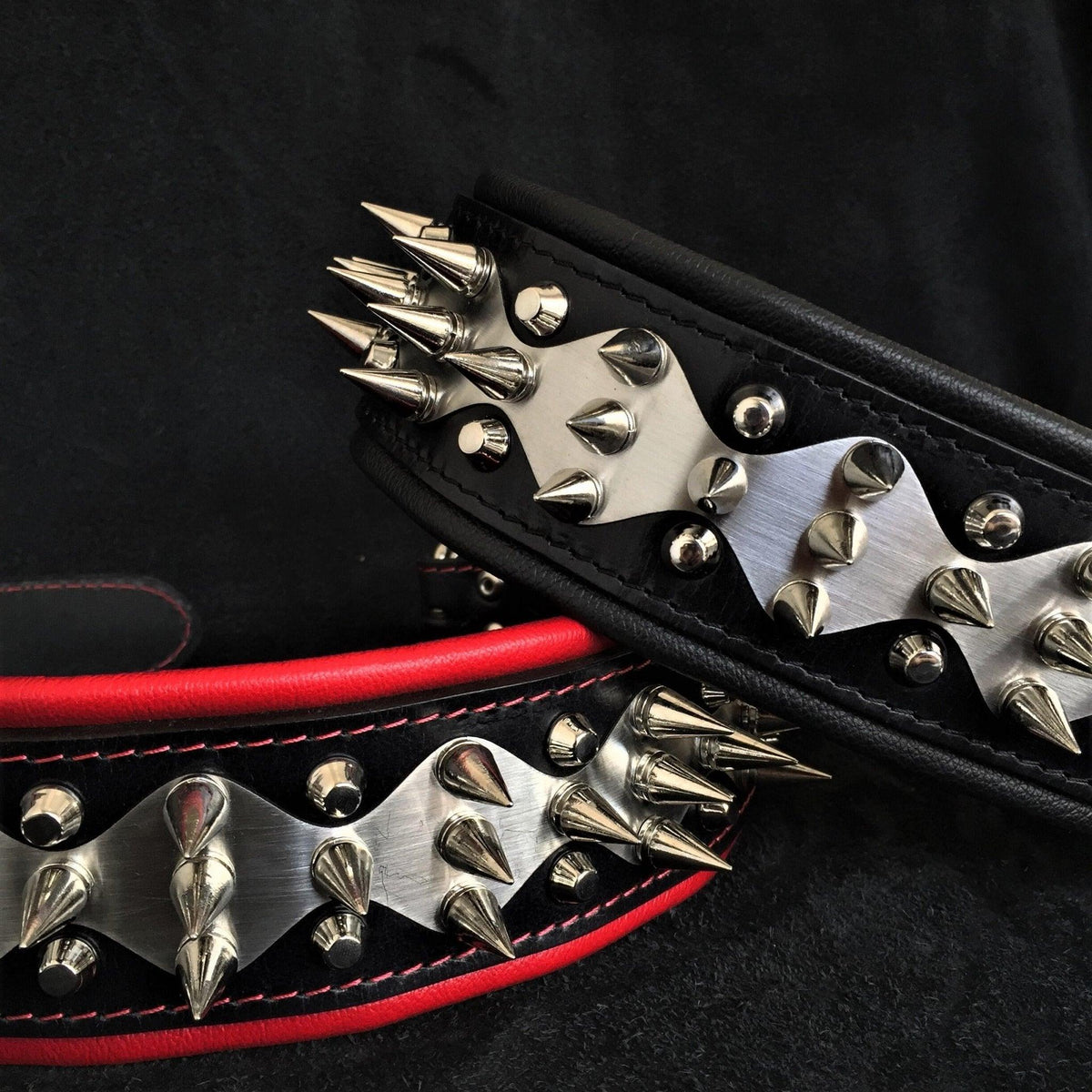 The "Steel" collar - Grab & Glow
